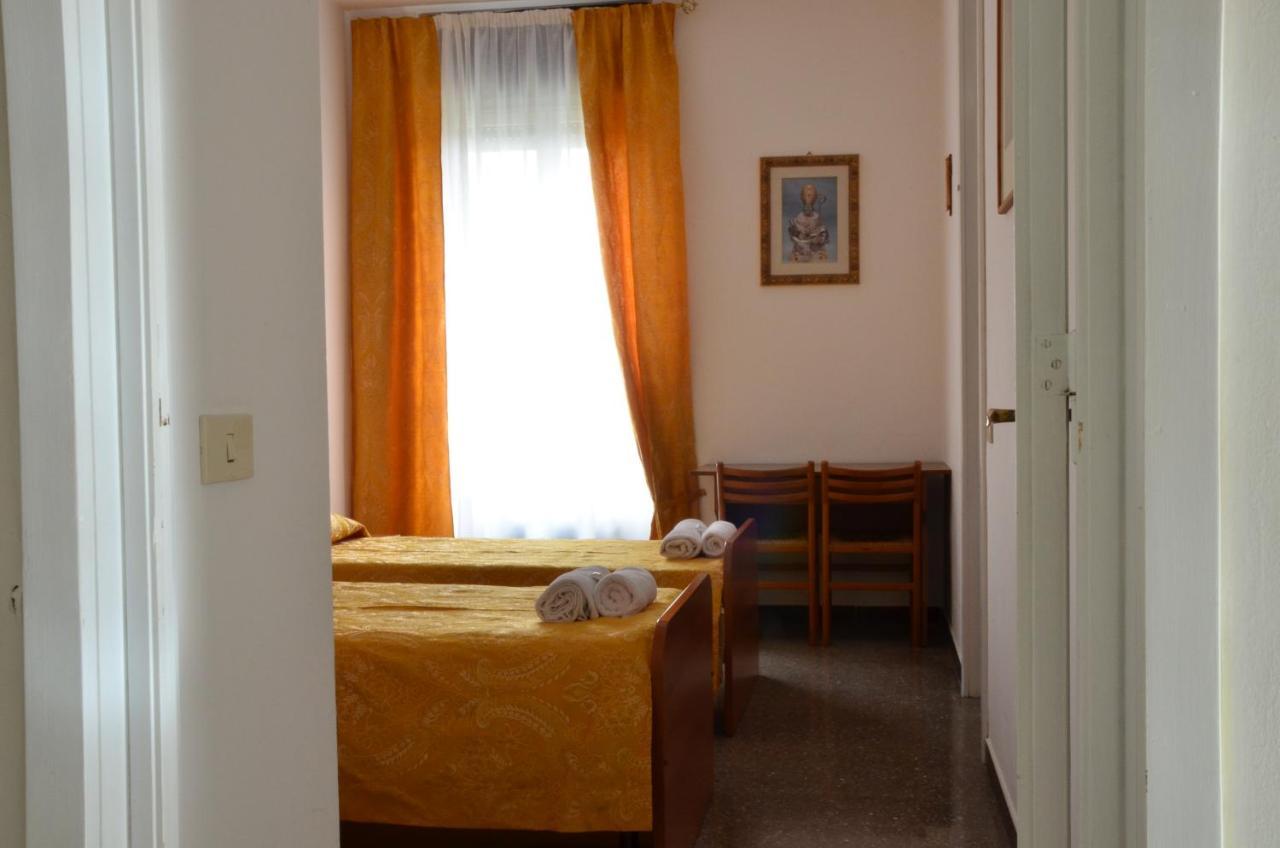 Casa Per Ferie Jpii Dom Polski Roma Dış mekan fotoğraf